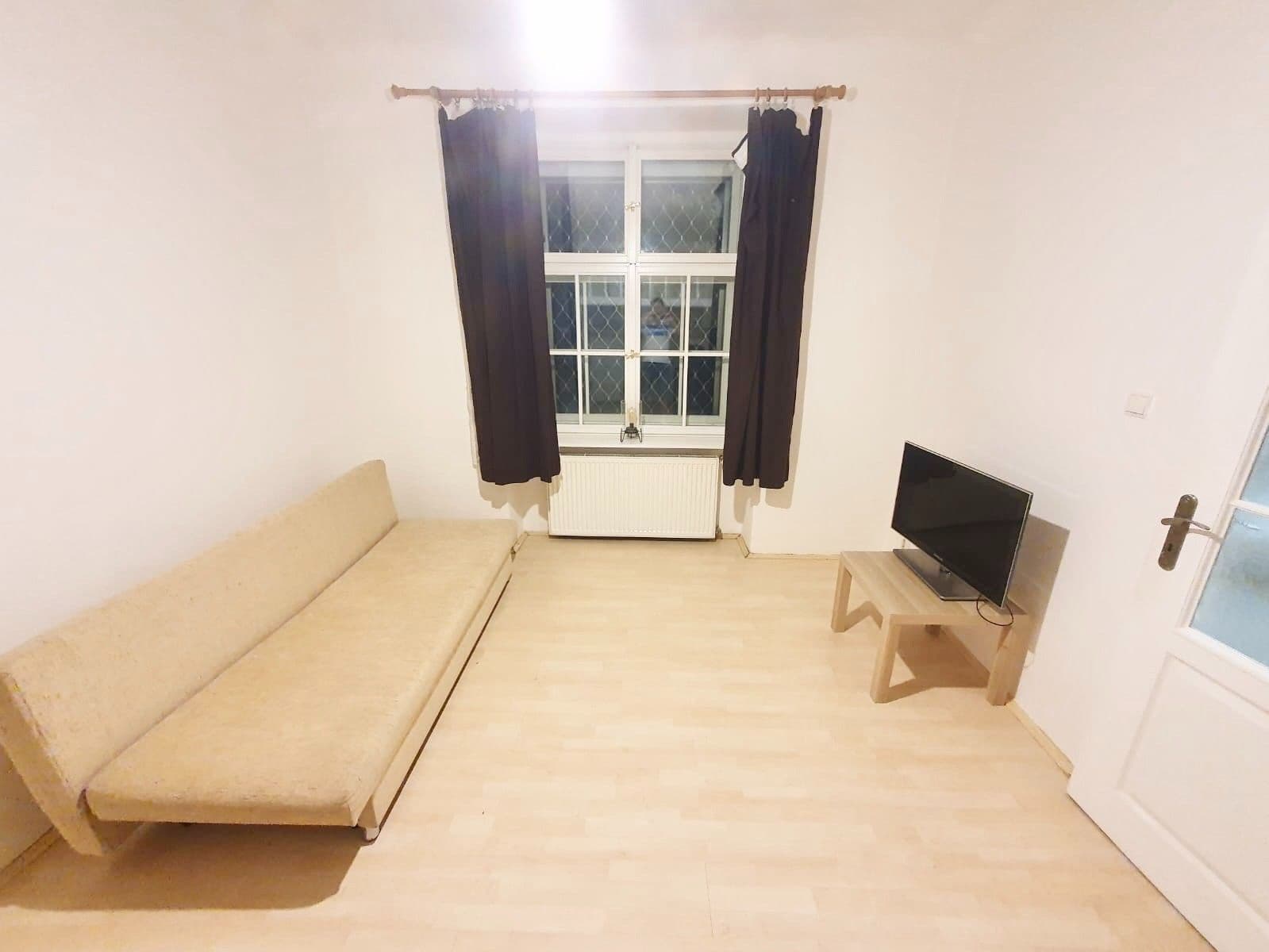 Pronájem bytu 2+1 60 m², Národní obrany, Praha, Praha Pronájem bytu 2+1 60 m², Národní obrany, Praha, Praha
