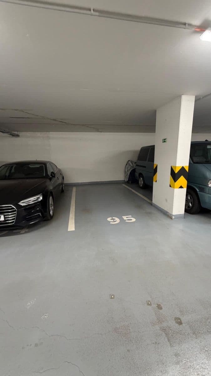 Pronájem bytu 2+kk 48 m², V Mezihoří, Praha, Praha Pronájem bytu 2+kk 48 m², V Mezihoří, Praha, Praha