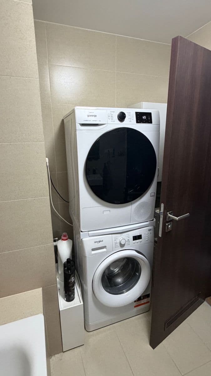 Pronájem bytu 2+kk 48 m², V Mezihoří, Praha, Praha Pronájem bytu 2+kk 48 m², V Mezihoří, Praha, Praha