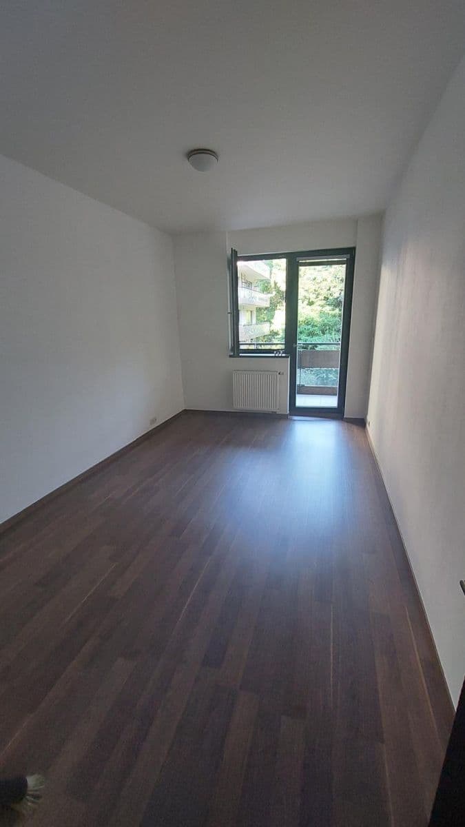 Pronájem bytu 2+kk 48 m², V Mezihoří, Praha, Praha Pronájem bytu 2+kk 48 m², V Mezihoří, Praha, Praha