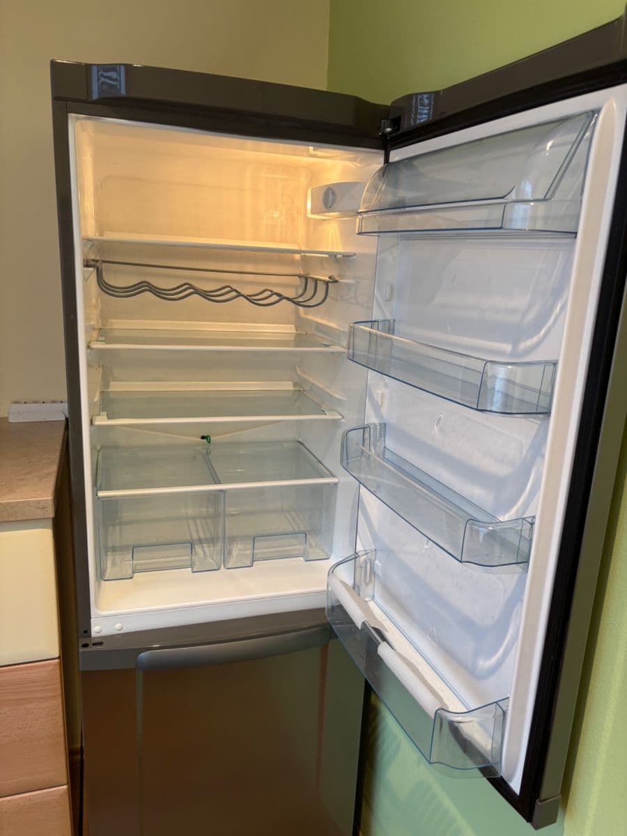 Pronájem bytu 2+1 56 m², Sídliště, Moravský Krumlov, Jihomoravský kraj Pronájem bytu 2+1 56 m², Sídliště, Moravský Krumlov, Jihomoravský kraj