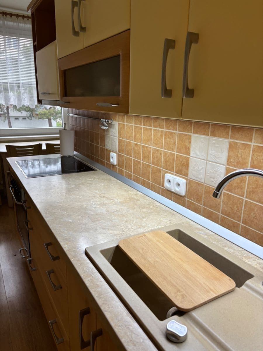 Pronájem bytu 2+1 56 m², Sídliště, Moravský Krumlov, Jihomoravský kraj Pronájem bytu 2+1 56 m², Sídliště, Moravský Krumlov, Jihomoravský kraj