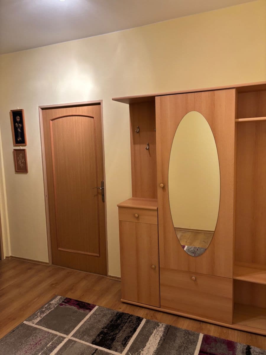 Pronájem bytu 2+1 56 m², Sídliště, Moravský Krumlov, Jihomoravský kraj Pronájem bytu 2+1 56 m², Sídliště, Moravský Krumlov, Jihomoravský kraj