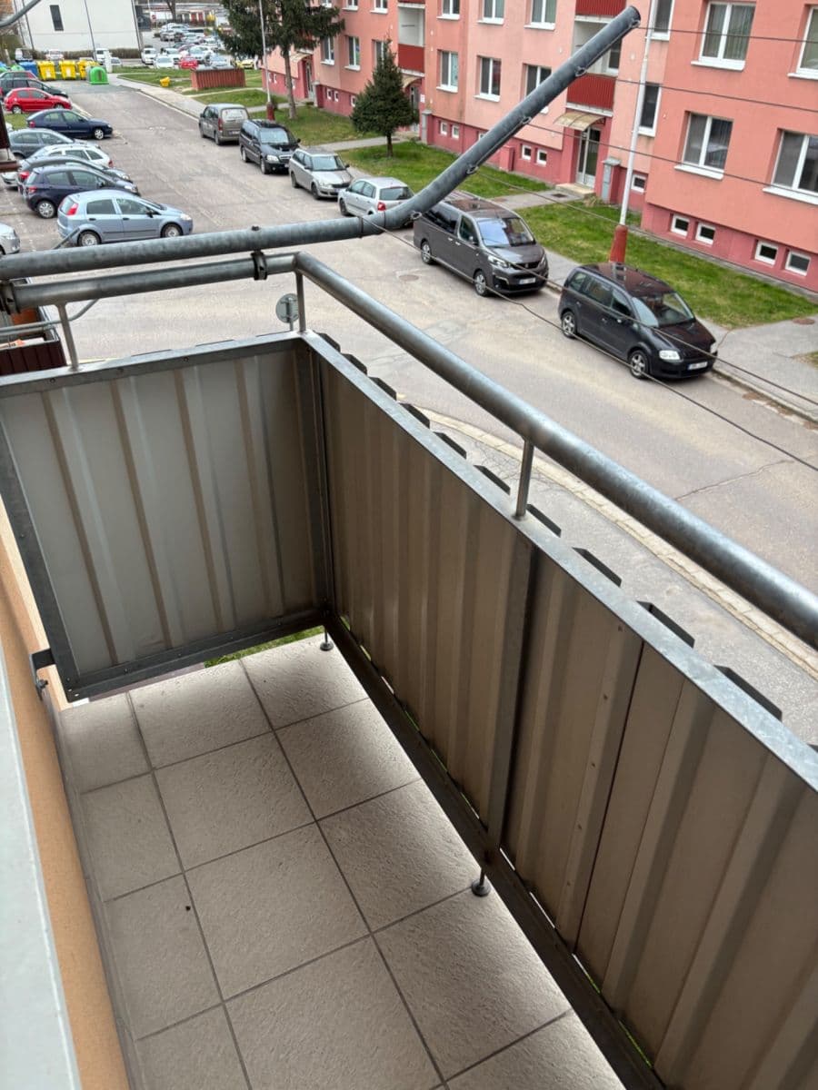 Pronájem bytu 2+1 56 m², Sídliště, Moravský Krumlov, Jihomoravský kraj Pronájem bytu 2+1 56 m², Sídliště, Moravský Krumlov, Jihomoravský kraj