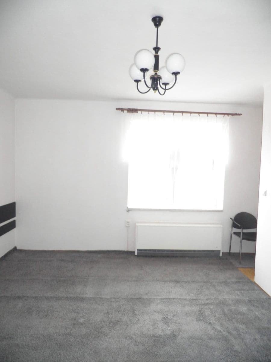 Pronájem bytu 1+kk 32 m², Erbenova, Písek, Jihočeský kraj Pronájem bytu 1+kk 32 m², Erbenova, Písek, Jihočeský kraj