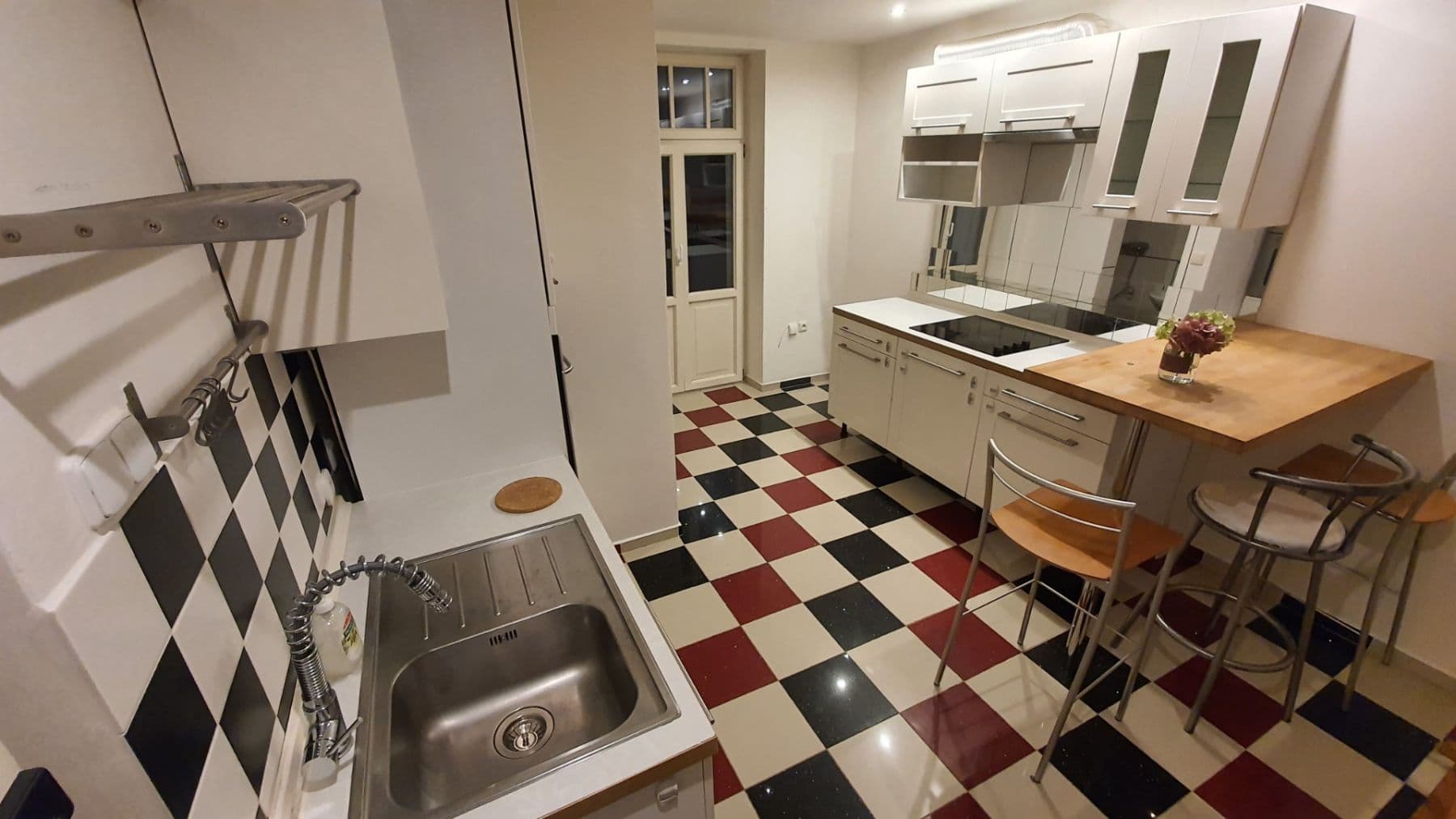 Pronájem bytu 3+1 70 m², Hošťálkova, Praha, Praha Pronájem bytu 3+1 70 m², Hošťálkova, Praha, Praha