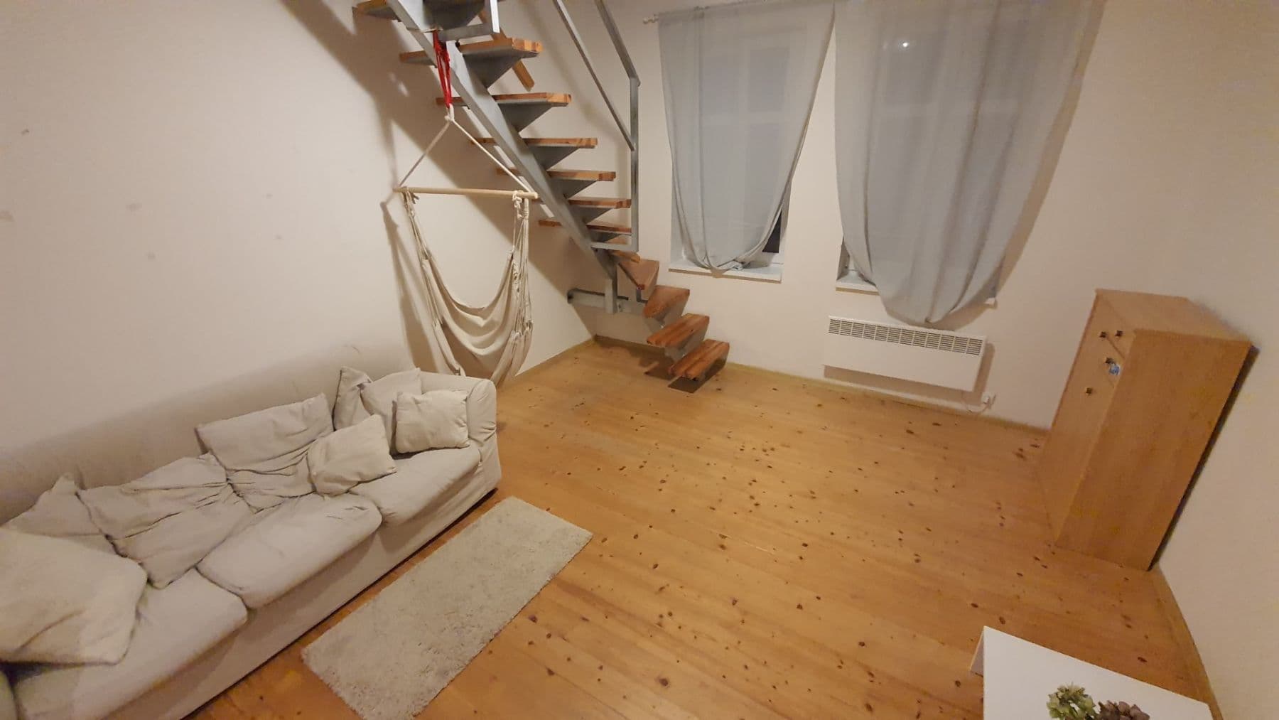 Pronájem bytu 3+1 70 m², Hošťálkova, Praha, Praha Pronájem bytu 3+1 70 m², Hošťálkova, Praha, Praha