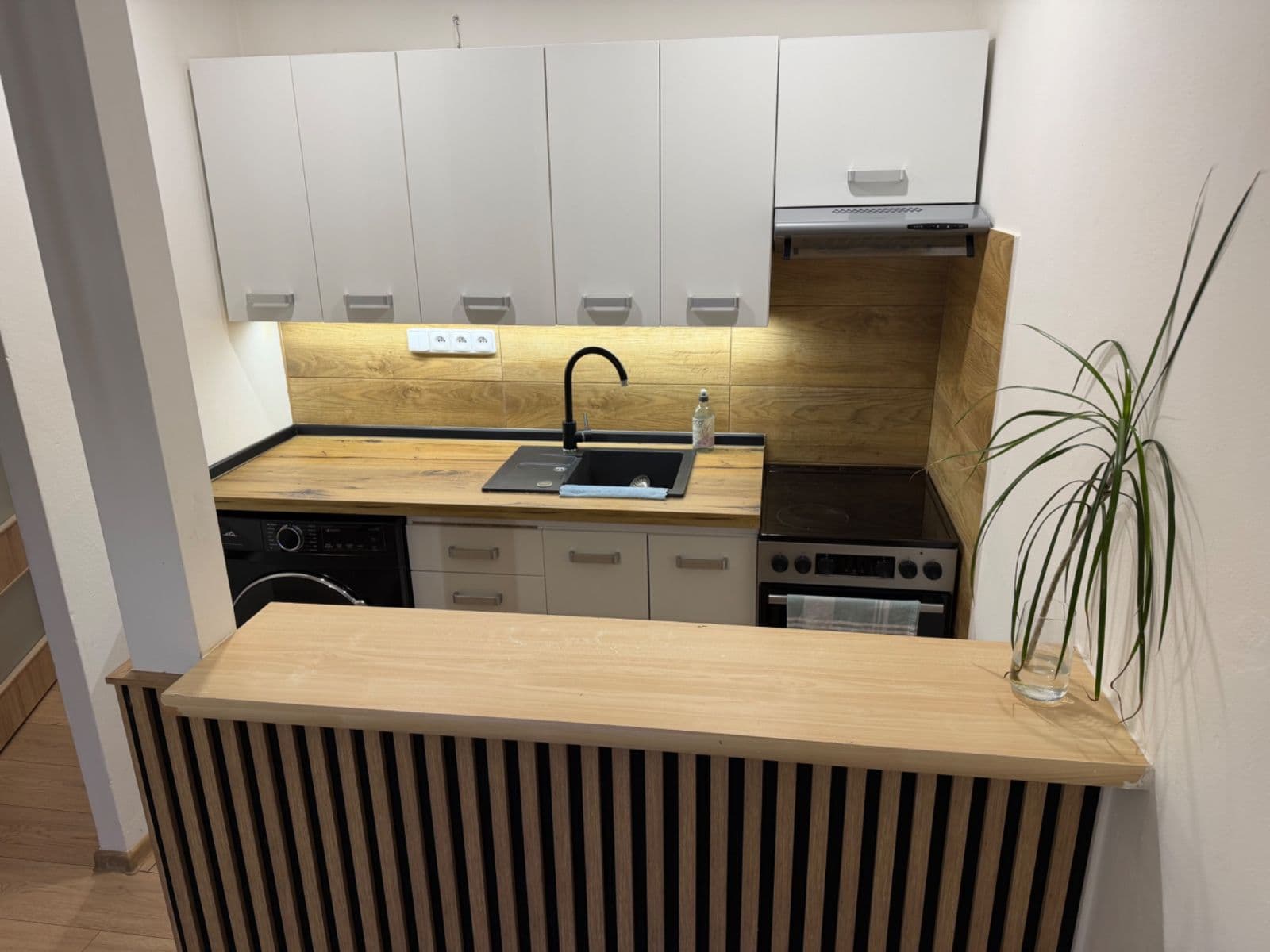 Prodej bytu 1+kk 27 m², Dolní Jasenka, Vsetín, Zlínský kraj Prodej bytu 1+kk 27 m², Dolní Jasenka, Vsetín, Zlínský kraj