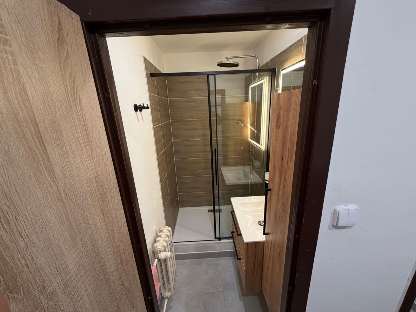 Prodej bytu 1+kk 27 m², Dolní Jasenka, Vsetín, Zlínský kraj Prodej bytu 1+kk 27 m², Dolní Jasenka, Vsetín, Zlínský kraj