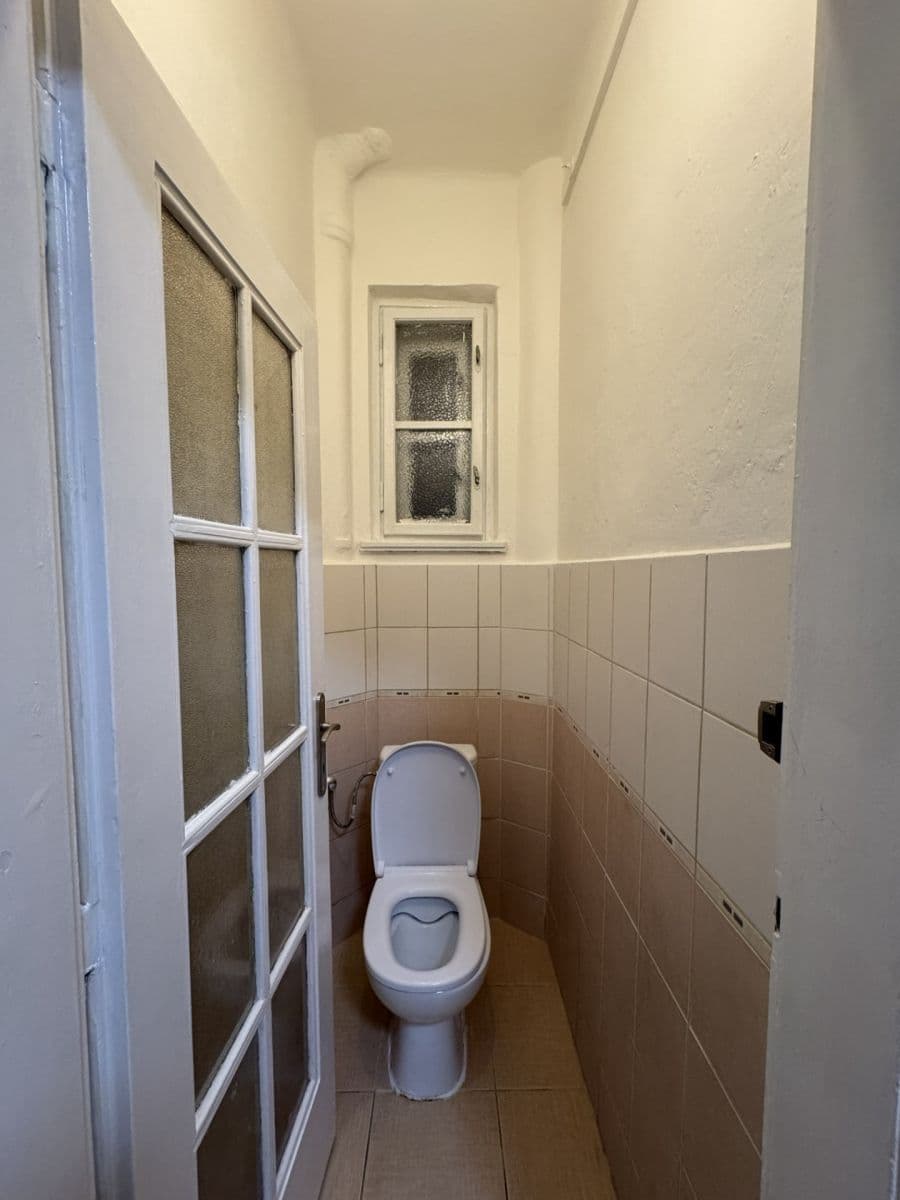 Pronájem bytu 2+1 60 m², Ve Smečkách, Praha, Praha Pronájem bytu 2+1 60 m², Ve Smečkách, Praha, Praha