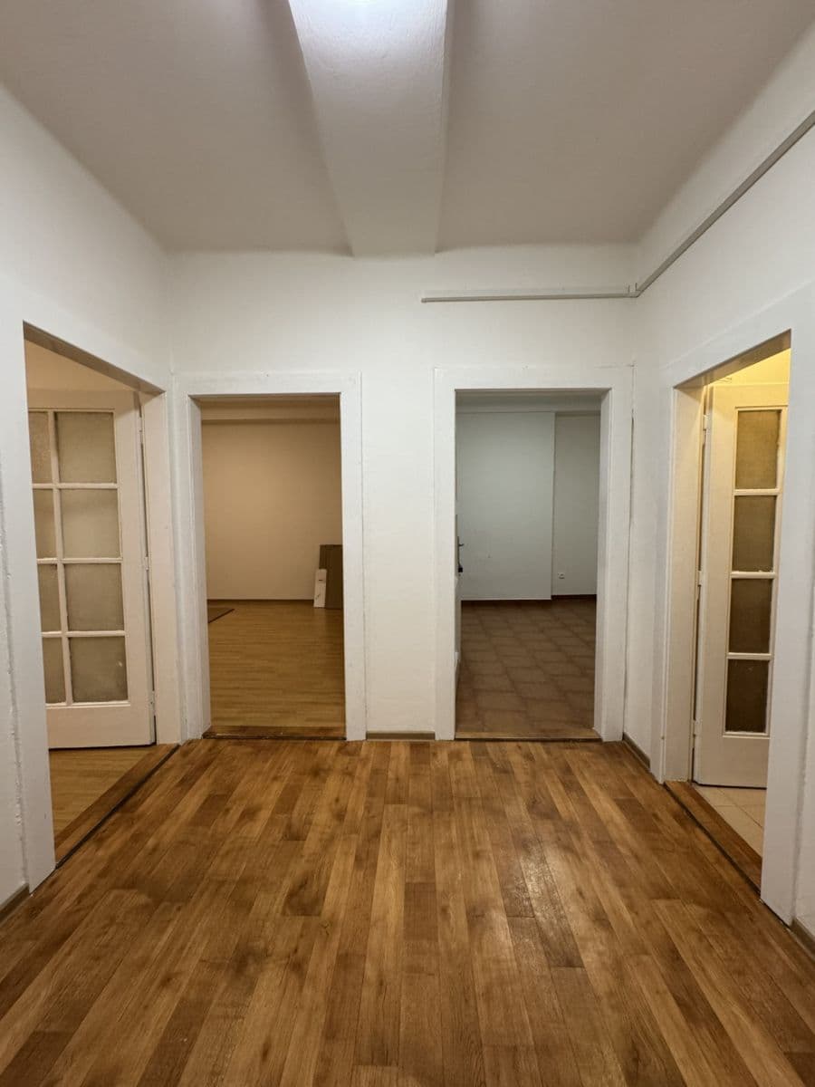 Pronájem bytu 2+1 60 m², Ve Smečkách, Praha, Praha Pronájem bytu 2+1 60 m², Ve Smečkách, Praha, Praha