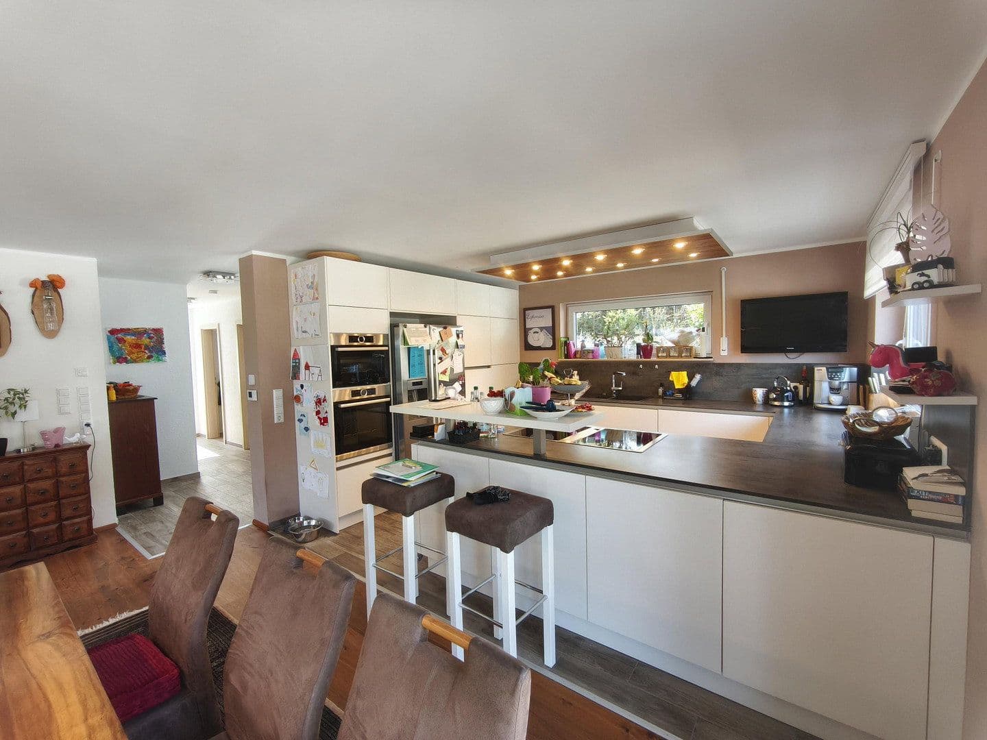 Prodej domu 197 m², pozemek 785 m², Albstadt, Bádensko-Württembersko Prodej domu 197 m², pozemek 785 m², Albstadt, Bádensko-Württembersko