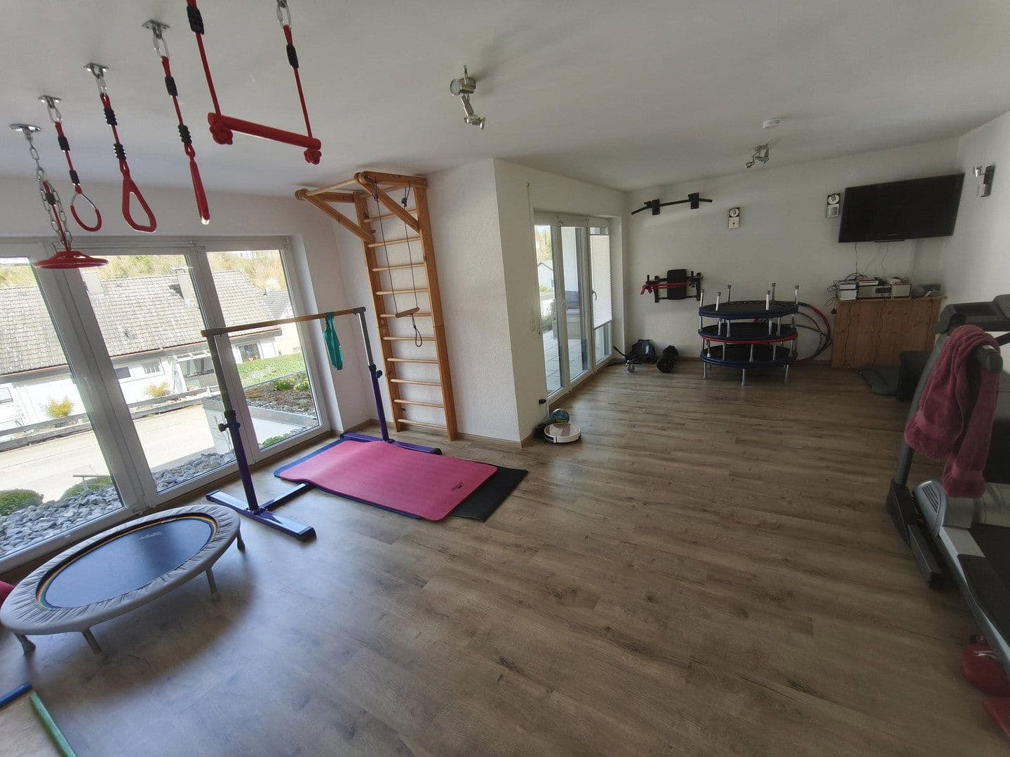 Prodej domu 197 m², pozemek 785 m², Albstadt, Bádensko-Württembersko Prodej domu 197 m², pozemek 785 m², Albstadt, Bádensko-Württembersko