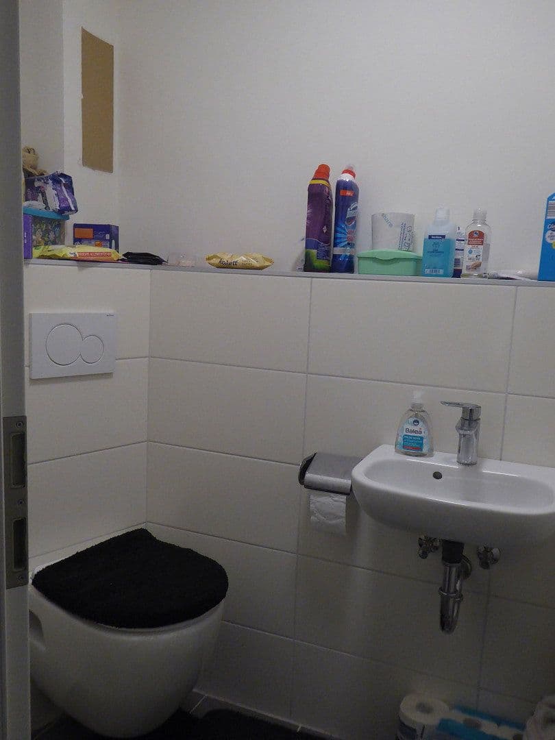 Pronájem bytu 3+1 100 m², Hauptstraße, Bad Wildbad, Bádensko-Württembersko Pronájem bytu 3+1 100 m², Hauptstraße, Bad Wildbad, Bádensko-Württembersko