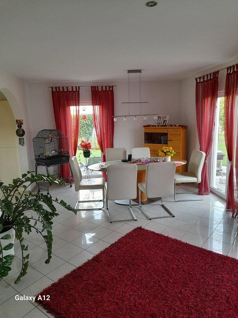 Prodej domu 125 m², pozemek 500 m², Wörth am Rhein, Porýní-Falc Prodej domu 125 m², pozemek 500 m², Wörth am Rhein, Porýní-Falc