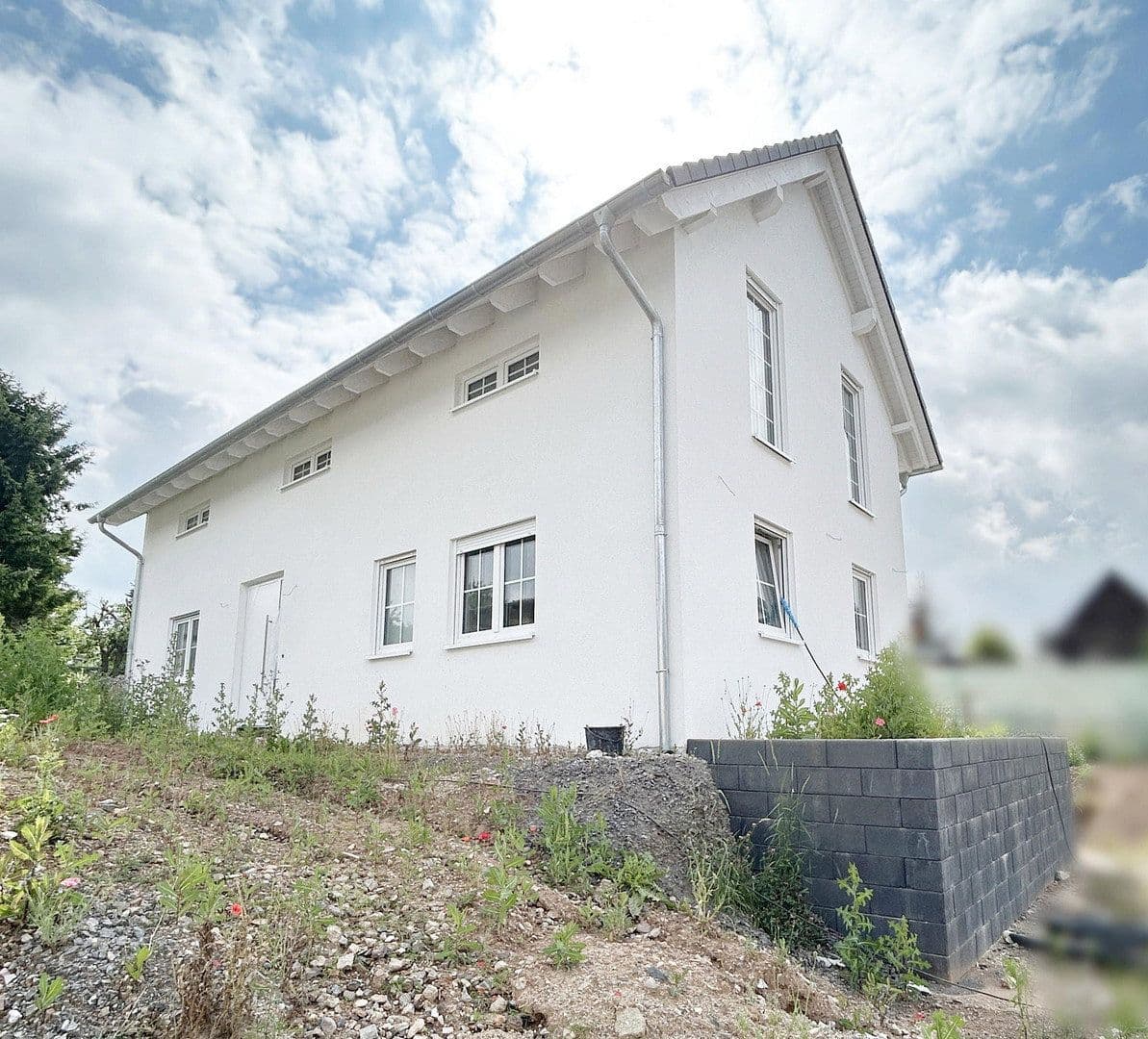 Prodej domu 143 m², pozemek 640 m², Kölnerstraße 54a, Nettersheim, Severní Porýní-Vestfálsko Prodej domu 143 m², pozemek 640 m², Kölnerstraße 54a, Nettersheim, Severní Porýní-Vestfálsko