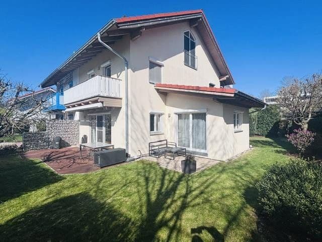 Prodej domu 140 m², pozemek 365 m², Höhenkirchen-Siegertsbrunn, Bavorsko Prodej domu 140 m², pozemek 365 m², Höhenkirchen-Siegertsbrunn, Bavorsko