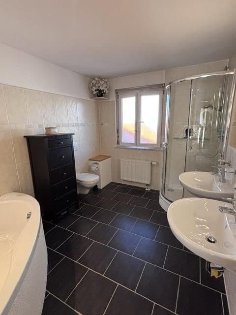 Prodej domu 140 m², pozemek 365 m², Höhenkirchen-Siegertsbrunn, Bavorsko Prodej domu 140 m², pozemek 365 m², Höhenkirchen-Siegertsbrunn, Bavorsko