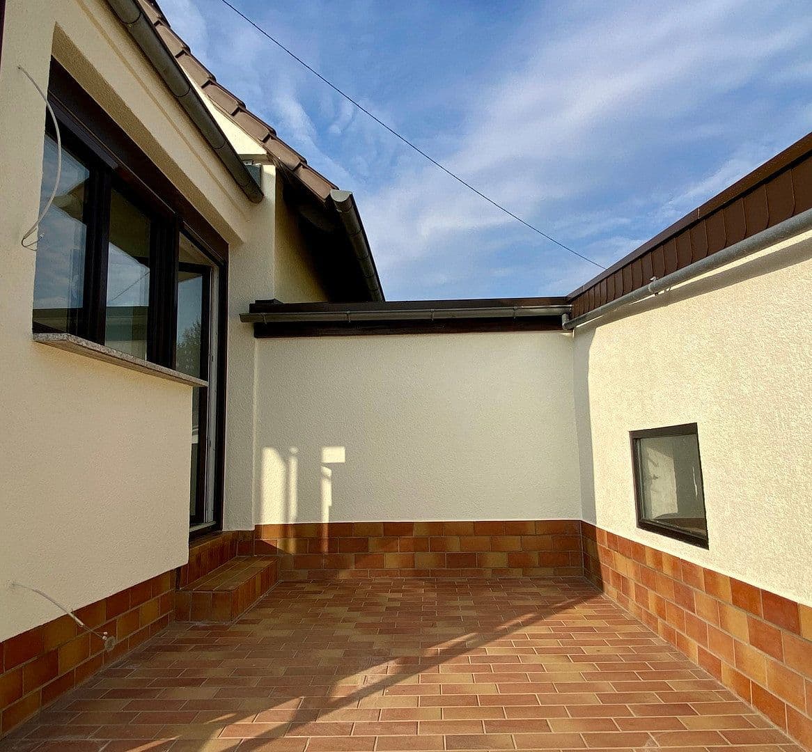 Pronájem bytu 4+1 105 m², Püttlingen, Země Sársko Pronájem bytu 4+1 105 m², Püttlingen, Země Sársko