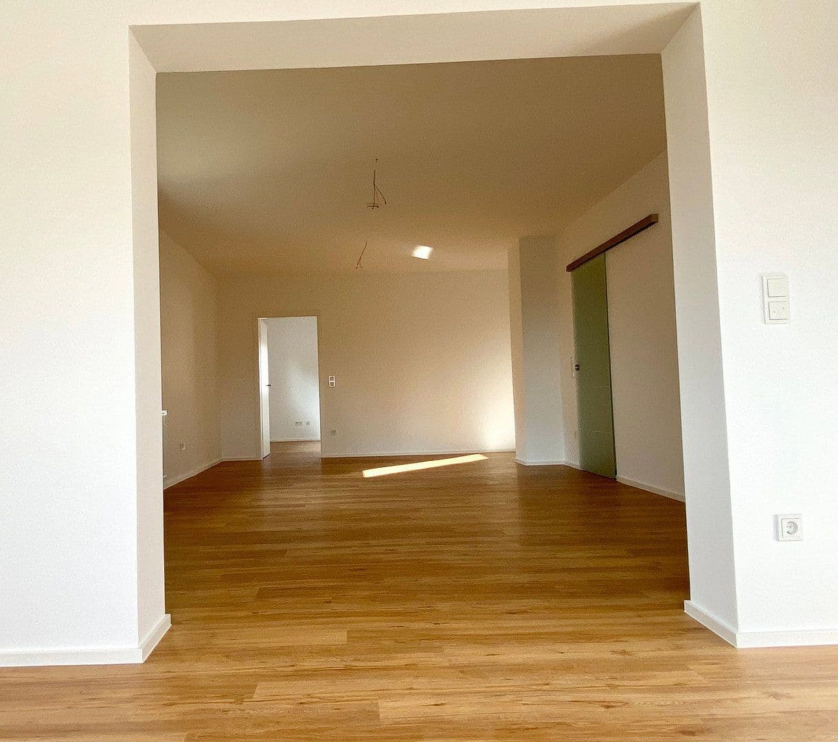 Pronájem bytu 4+1 105 m², Püttlingen, Země Sársko Pronájem bytu 4+1 105 m², Püttlingen, Země Sársko