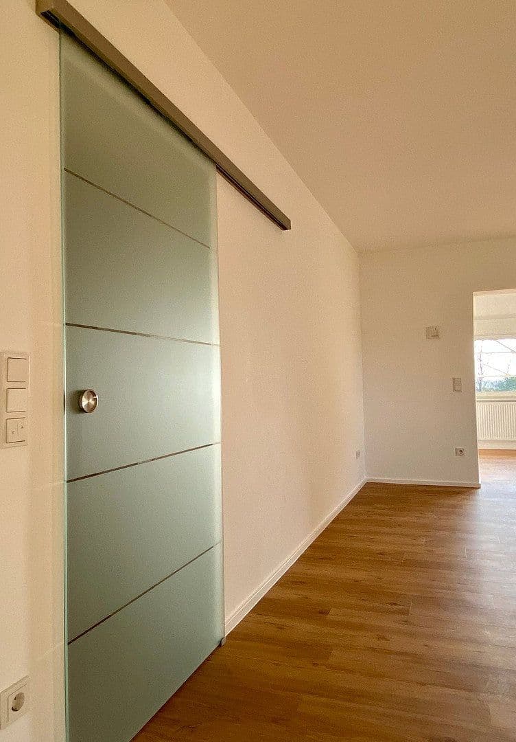 Pronájem bytu 4+1 105 m², Püttlingen, Země Sársko Pronájem bytu 4+1 105 m², Püttlingen, Země Sársko