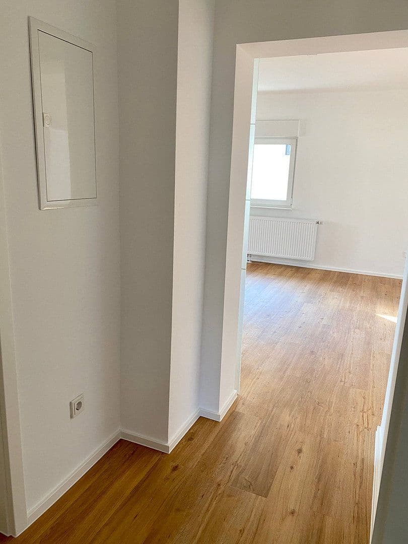 Pronájem bytu 4+1 105 m², Püttlingen, Země Sársko Pronájem bytu 4+1 105 m², Püttlingen, Země Sársko