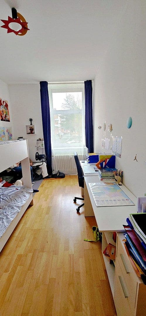 Prodej bytu 3+1 70 m², Rangierbahnhof-Ausfahrbahnhof 4, Nürnberg, Bavorsko Prodej bytu 3+1 70 m², Rangierbahnhof-Ausfahrbahnhof 4, Nürnberg, Bavorsko