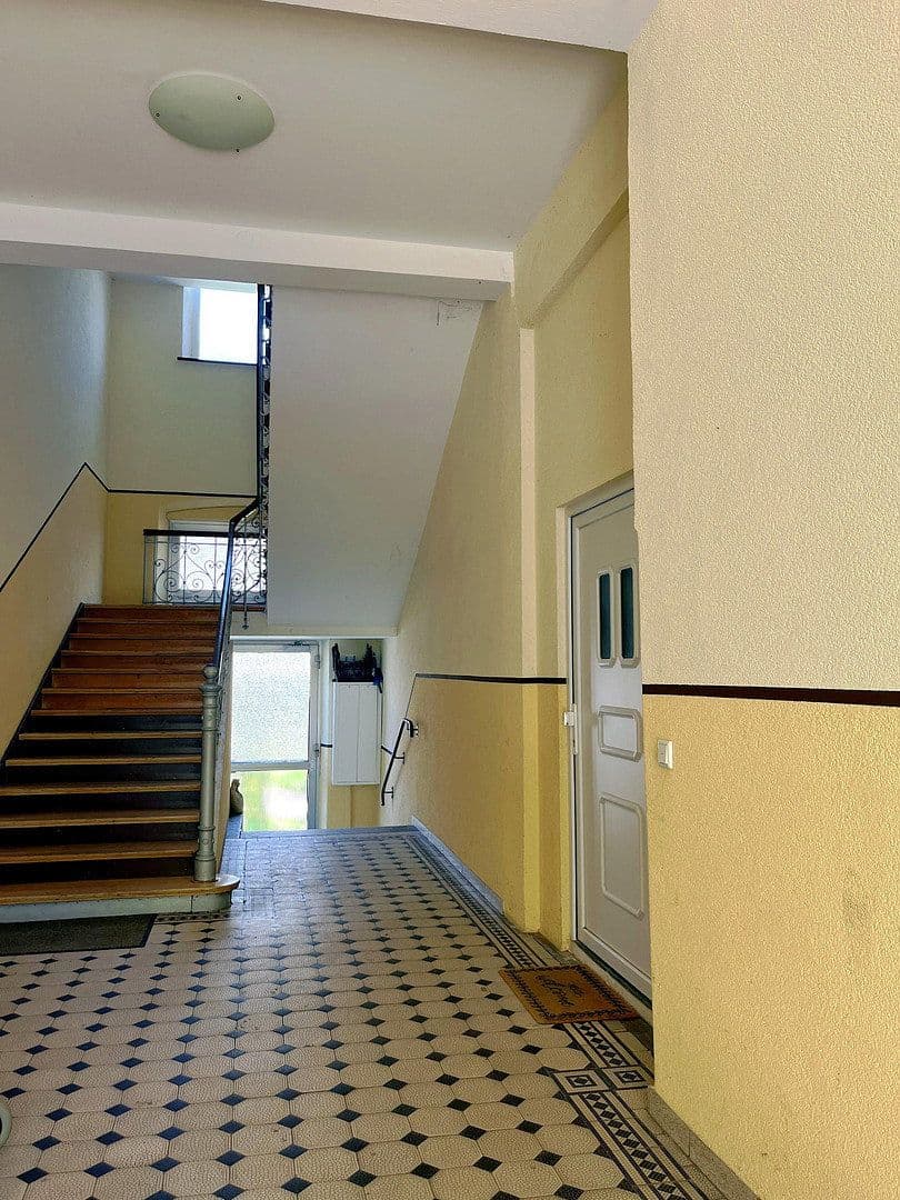 Prodej bytu 3+1 70 m², Rangierbahnhof-Ausfahrbahnhof 4, Nürnberg, Bavorsko Prodej bytu 3+1 70 m², Rangierbahnhof-Ausfahrbahnhof 4, Nürnberg, Bavorsko