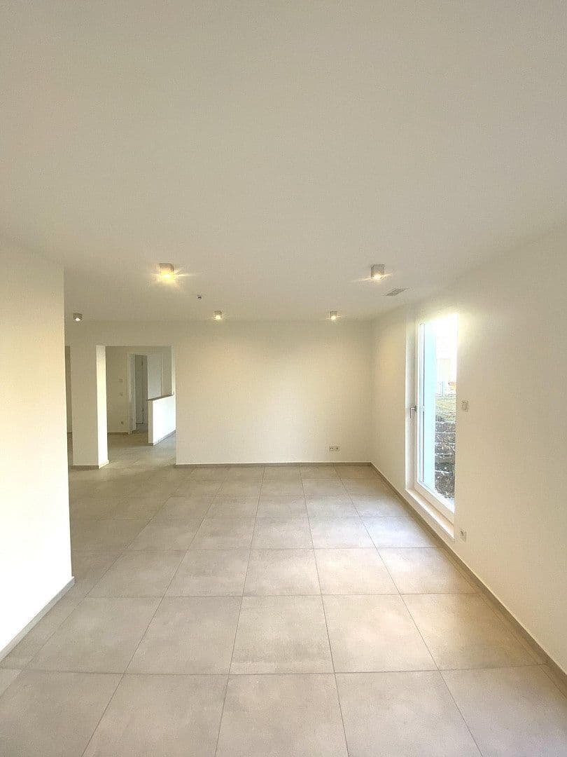 Prodej bytu 3+1 88 m², Haar, Bavorsko Prodej bytu 3+1 88 m², Haar, Bavorsko