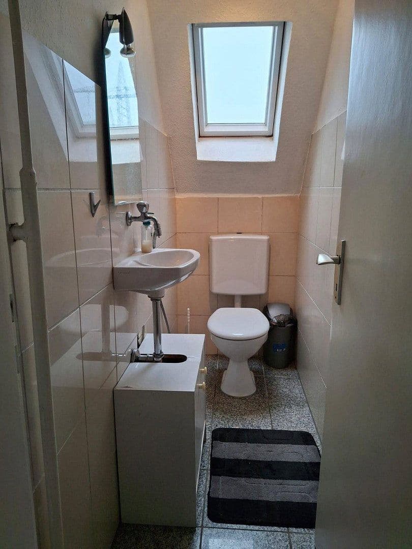 Prodej domu 220 m², pozemek 321 m², Kölner Straße 185, Frechen, Severní Porýní-Vestfálsko Prodej domu 220 m², pozemek 321 m², Kölner Straße 185, Frechen, Severní Porýní-Vestfálsko