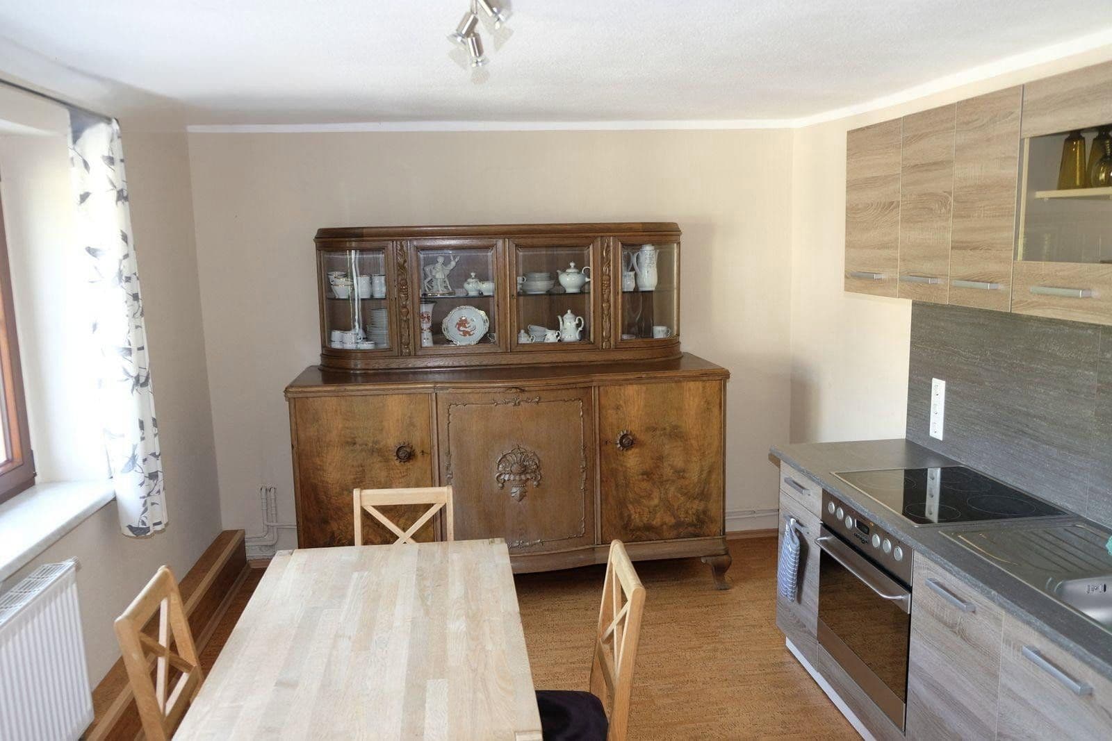 Prodej domu 242 m², pozemek 3.066 m², Claußnitz, Sasko Prodej domu 242 m², pozemek 3.066 m², Claußnitz, Sasko
