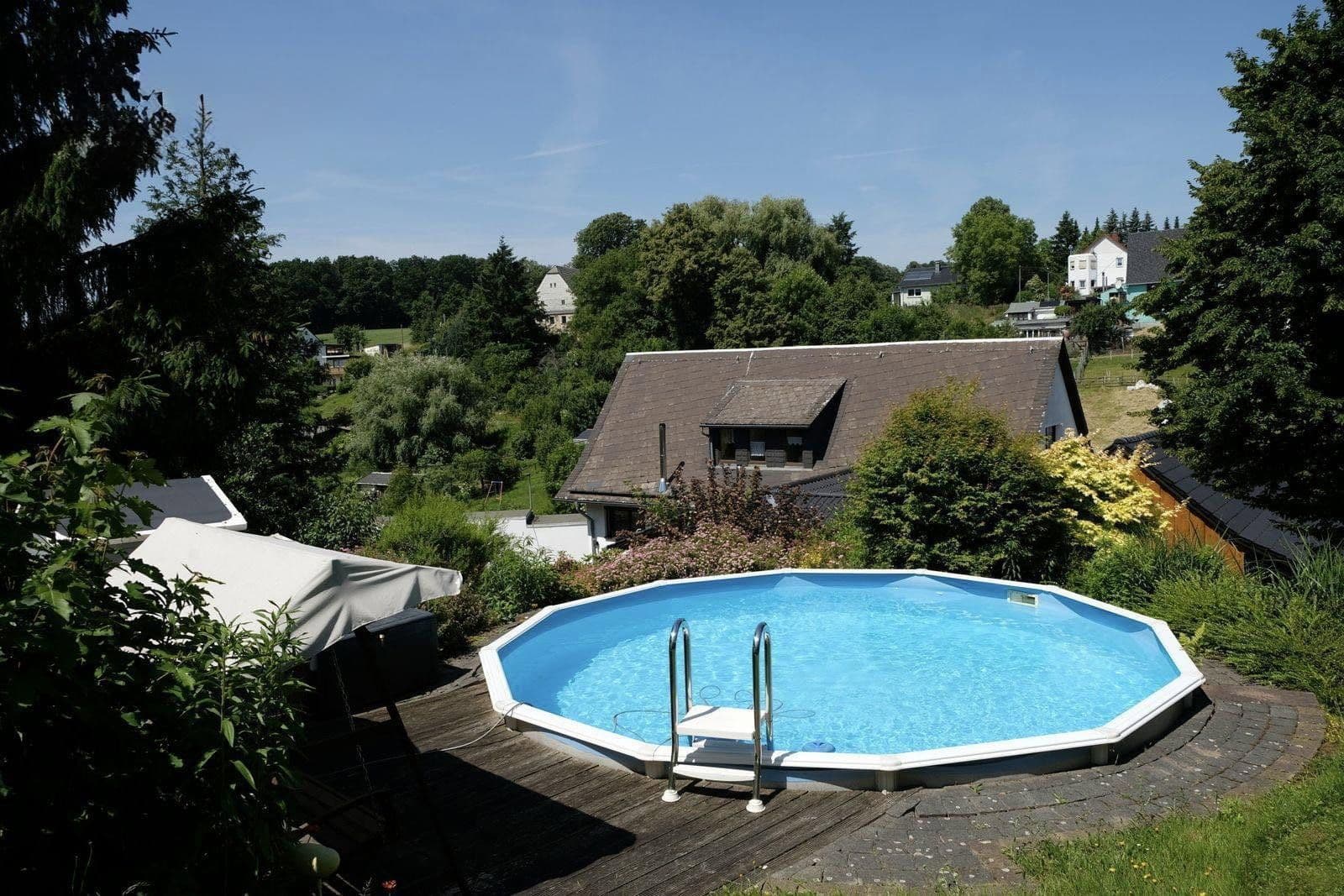 Prodej domu 242 m², pozemek 3.066 m², Claußnitz, Sasko Prodej domu 242 m², pozemek 3.066 m², Claußnitz, Sasko