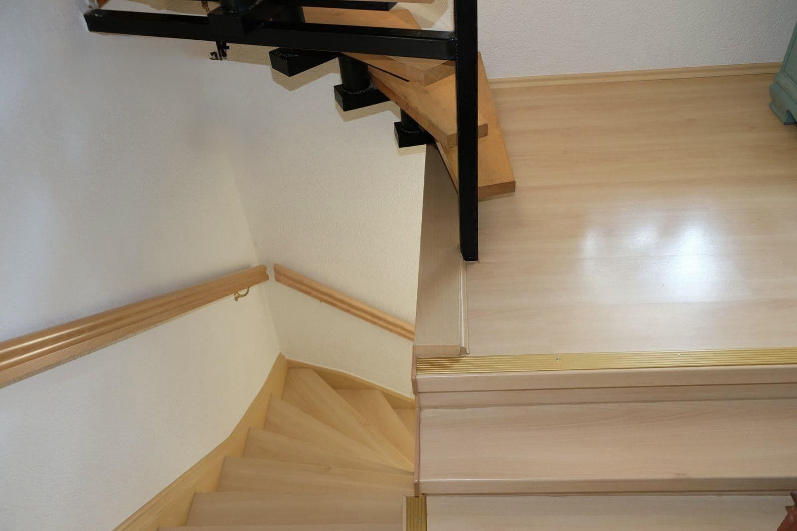 Prodej domu 242 m², pozemek 3.066 m², Claußnitz, Sasko Prodej domu 242 m², pozemek 3.066 m², Claußnitz, Sasko