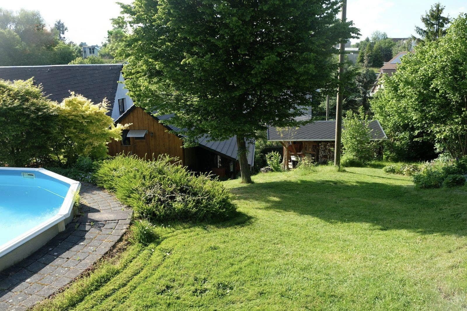 Prodej domu 242 m², pozemek 3.066 m², Claußnitz, Sasko Prodej domu 242 m², pozemek 3.066 m², Claußnitz, Sasko