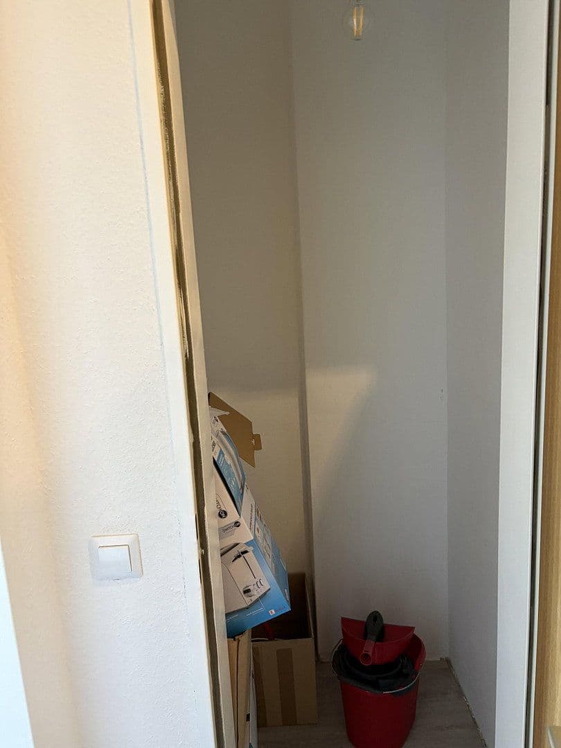 Pronájem bytu 1+kk 40 m², Irispfad 11, Bochum, Severní Porýní-Vestfálsko Pronájem bytu 1+kk 40 m², Irispfad 11, Bochum, Severní Porýní-Vestfálsko