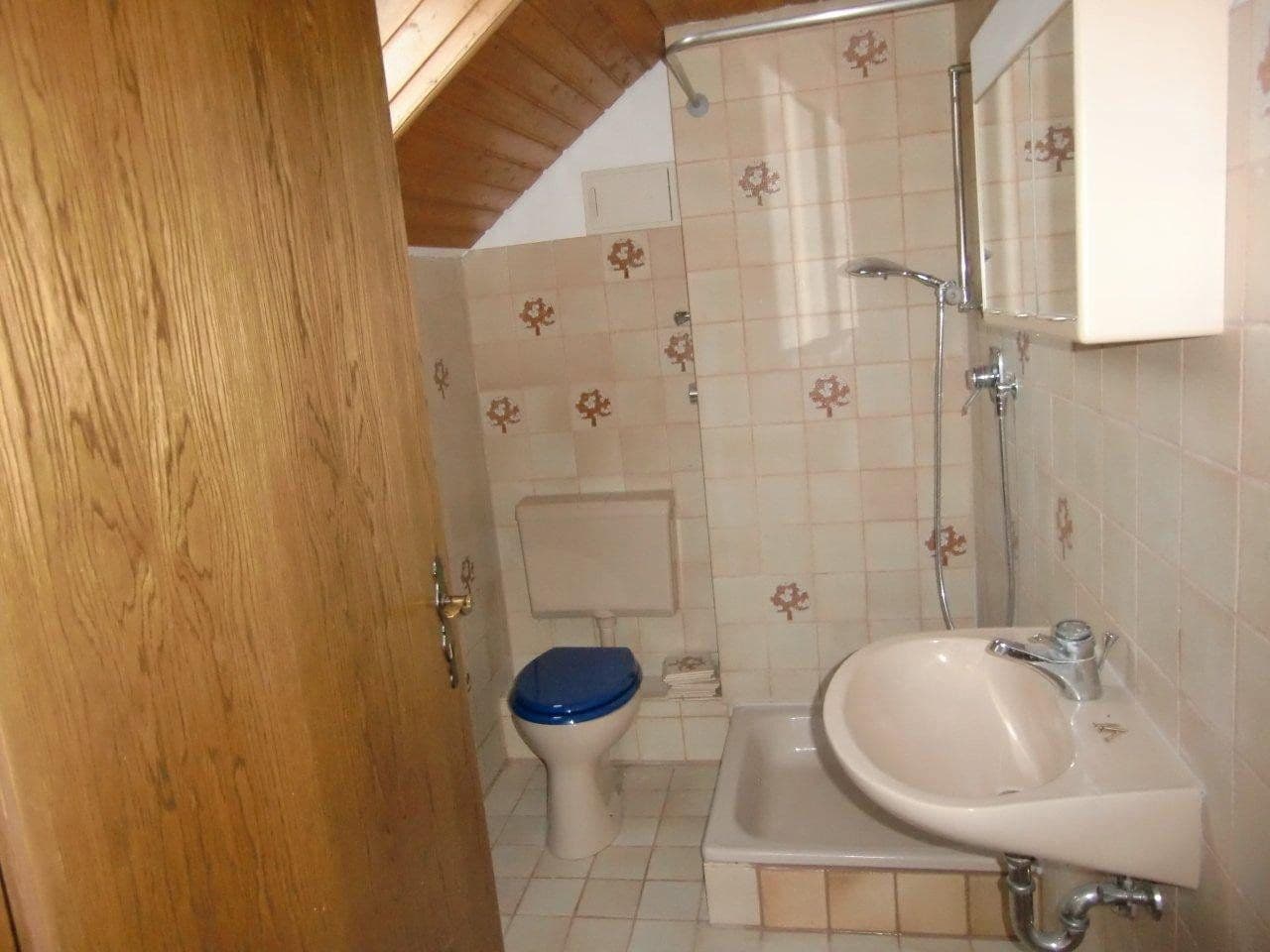 Prodej domu 160 m², pozemek 263 m², Bergstr. 4a, Pfinztal, Bádensko-Württembersko Prodej domu 160 m², pozemek 263 m², Bergstr. 4a, Pfinztal, Bádensko-Württembersko