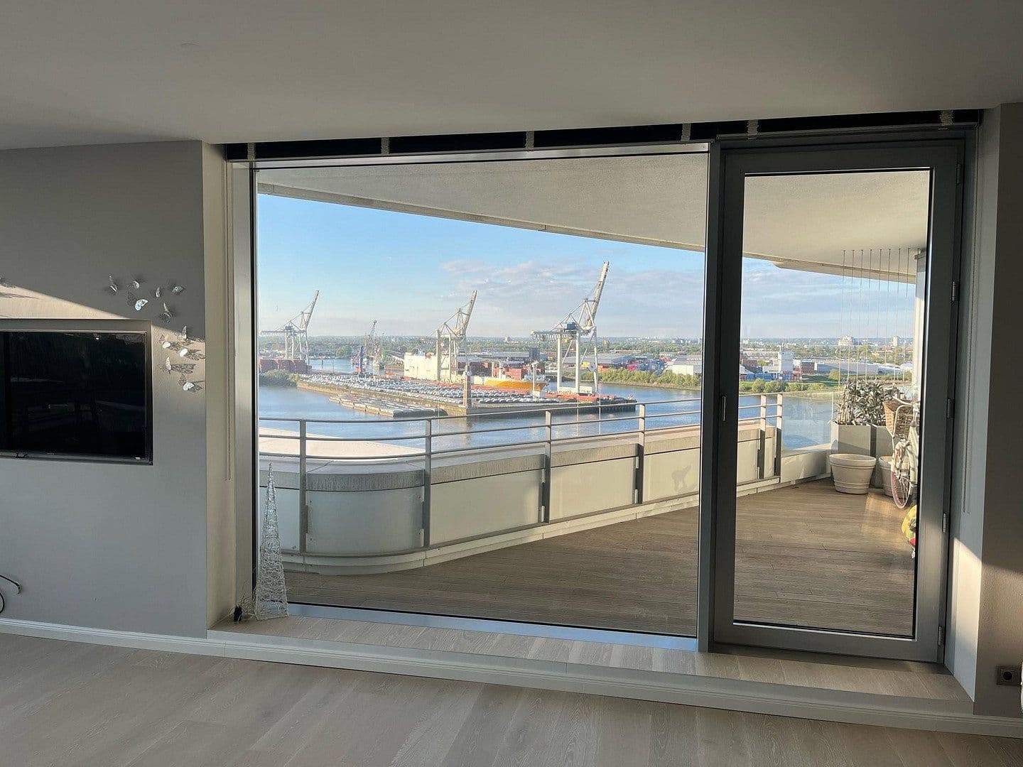 Prodej bytu 2+1 95 m², Am Strandkai 3, Hamburg, Hamburg Prodej bytu 2+1 95 m², Am Strandkai 3, Hamburg, Hamburg