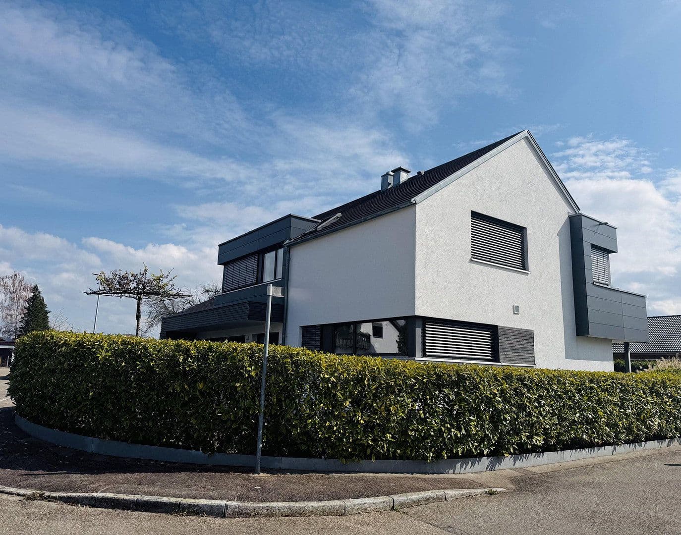 Prodej domu 240 m², pozemek 550 m², Winnenden, Bádensko-Württembersko Prodej domu 240 m², pozemek 550 m², Winnenden, Bádensko-Württembersko