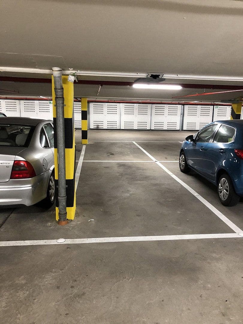 Pronájem garáže 12 m², Elsa-Brändström-Straße 1-7, Mainz, Porýní-Falc Pronájem garáže 12 m², Elsa-Brändström-Straße 1-7, Mainz, Porýní-Falc