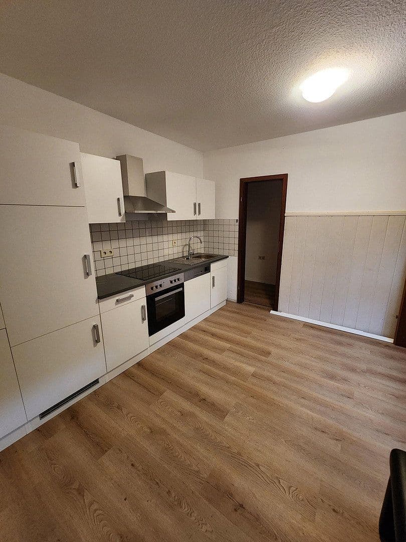 Prodej domu 653 m², pozemek 1.470 m², Bad Liebenzell, Bádensko-Württembersko Prodej domu 653 m², pozemek 1.470 m², Bad Liebenzell, Bádensko-Württembersko