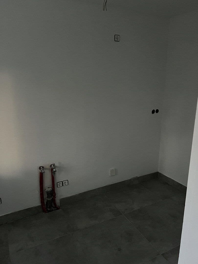 Pronájem bytu 2+1 60 m², Schulenburger Landstr 55, Hannover, Dolní Sasko Pronájem bytu 2+1 60 m², Schulenburger Landstr 55, Hannover, Dolní Sasko