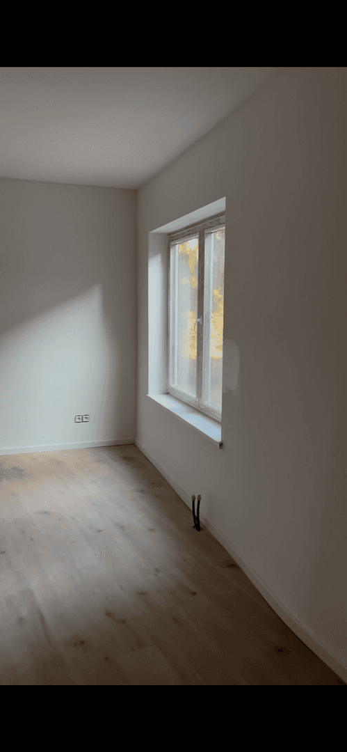 Pronájem bytu 2+1 60 m², Schulenburger Landstr 55, Hannover, Dolní Sasko Pronájem bytu 2+1 60 m², Schulenburger Landstr 55, Hannover, Dolní Sasko