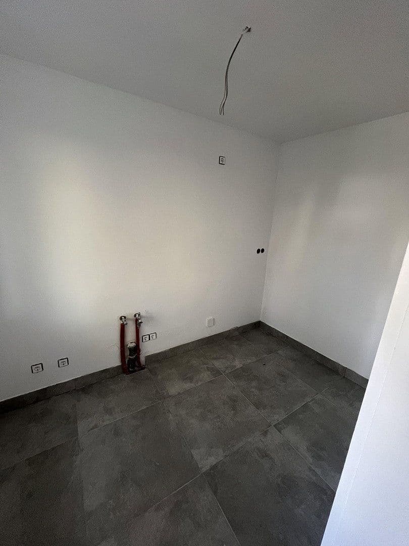 Pronájem bytu 2+1 60 m², Schulenburger Landstr 55, Hannover, Dolní Sasko Pronájem bytu 2+1 60 m², Schulenburger Landstr 55, Hannover, Dolní Sasko