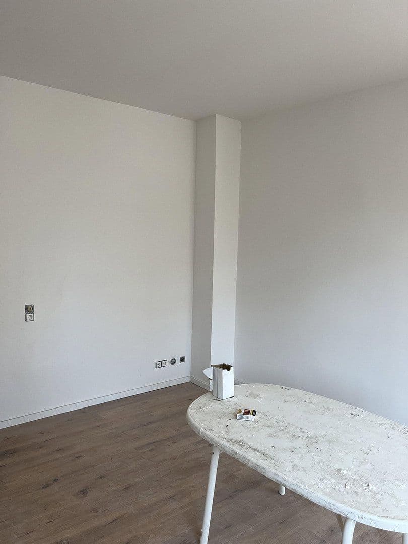 Pronájem bytu 2+1 60 m², Schulenburger Landstr 55, Hannover, Dolní Sasko Pronájem bytu 2+1 60 m², Schulenburger Landstr 55, Hannover, Dolní Sasko