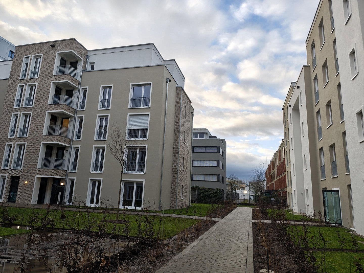 Pronájem bytu 4+1 93 m², Donnersbergring 4, Darmstadt, Hessen Pronájem bytu 4+1 93 m², Donnersbergring 4, Darmstadt, Hessen