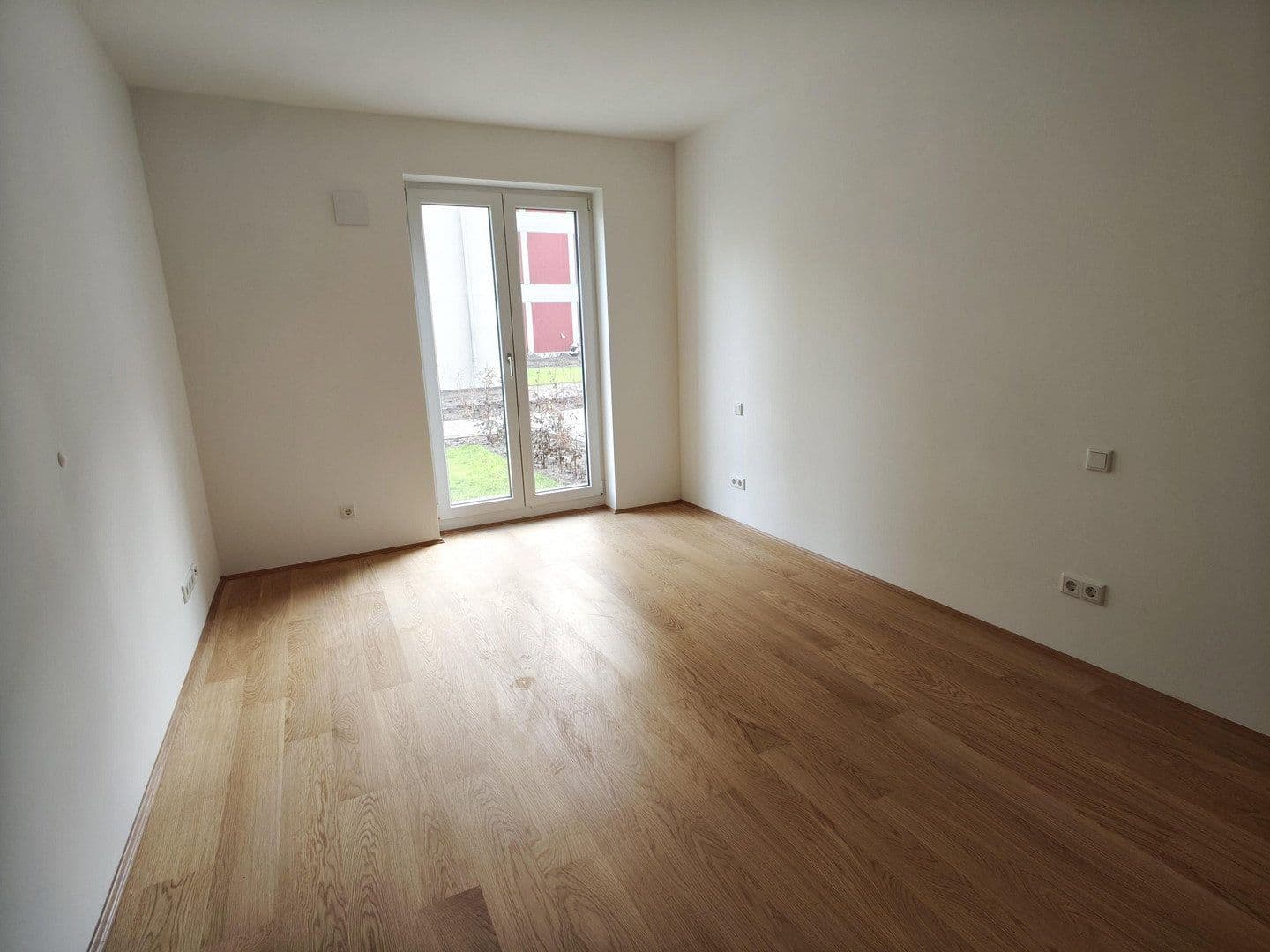 Pronájem bytu 4+1 93 m², Donnersbergring 4, Darmstadt, Hessen Pronájem bytu 4+1 93 m², Donnersbergring 4, Darmstadt, Hessen
