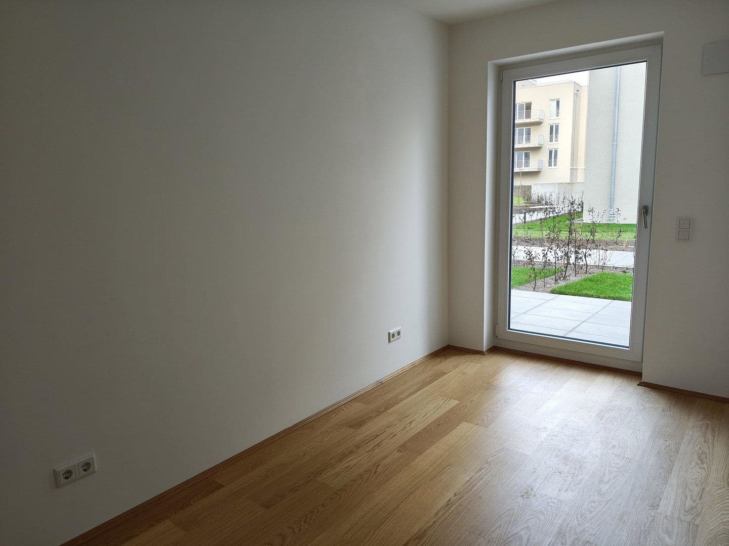 Pronájem bytu 4+1 93 m², Donnersbergring 4, Darmstadt, Hessen Pronájem bytu 4+1 93 m², Donnersbergring 4, Darmstadt, Hessen