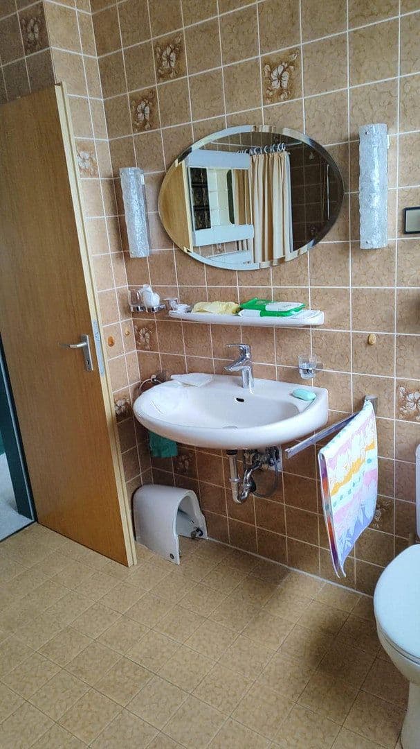 Prodej domu 112 m², pozemek 473 m², Lemgo, Severní Porýní-Vestfálsko Prodej domu 112 m², pozemek 473 m², Lemgo, Severní Porýní-Vestfálsko