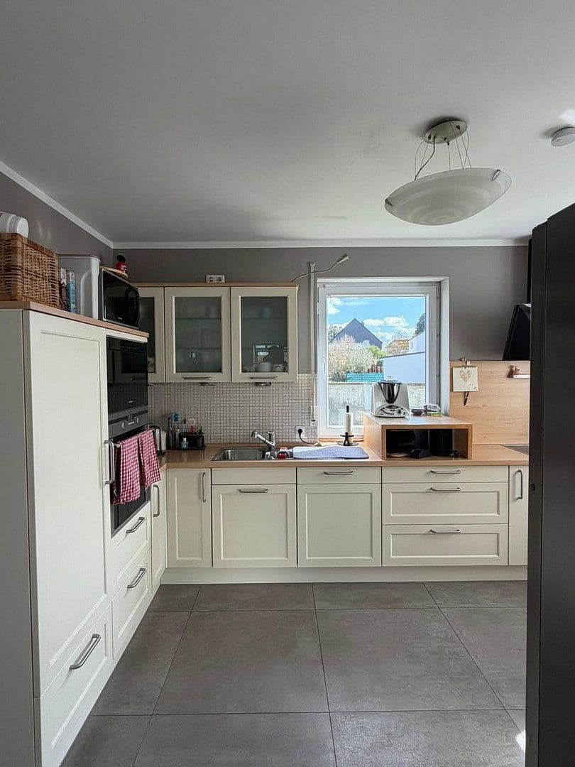 Prodej domu 205 m², pozemek 450 m², Rodgau, Hessen Prodej domu 205 m², pozemek 450 m², Rodgau, Hessen