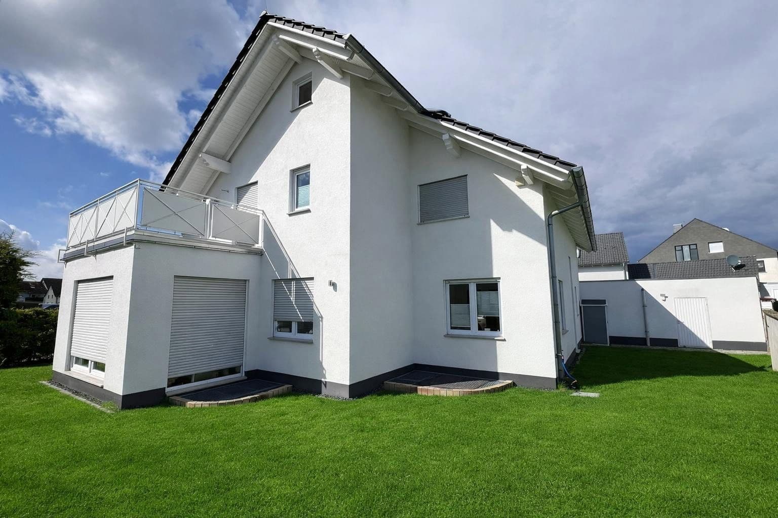 Prodej domu 205 m², pozemek 450 m², Rodgau, Hessen Prodej domu 205 m², pozemek 450 m², Rodgau, Hessen